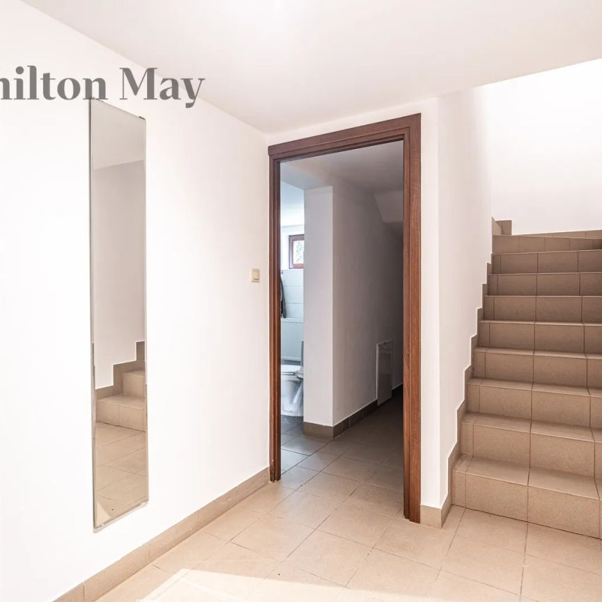 Przestronny dom z nowoczesnymi udogodnieniami w Krakowie - Фото 1