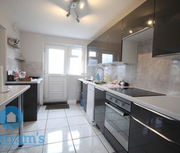 3 bed Mid Terraced House for Rent - Photo 5