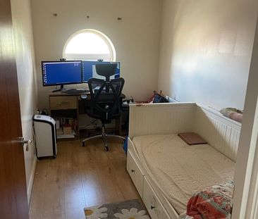 2 Bed Flat, Iliffe Close, RG1 - Photo 6