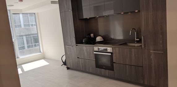 NEW LISTING AT NOBU - Photo 2
