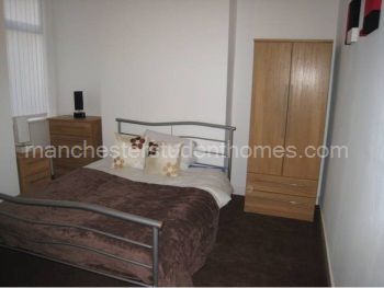 Moorfield Road, Salford, M6 7EY - Photo 4