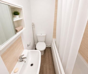 Studio to rent - Photo 5