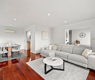 4 Summit Cres, Ringwood North VIC 3134 - House For Rent | Domain - Photo 2