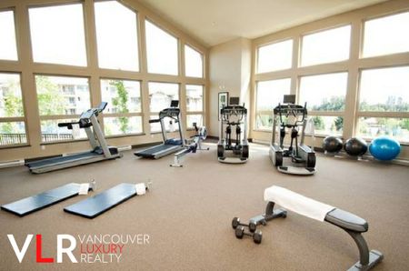 Condo in Coquitlam, BC - Photo 3