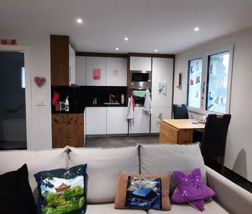 Schöne 4-Zimmerwohnung in Schmitten - Photo 2