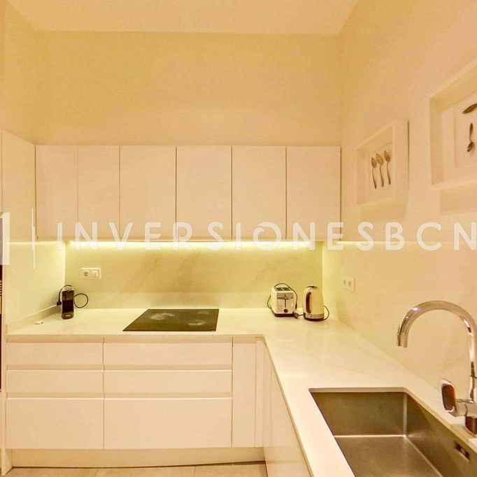 4 room luxury Flat for rent in Barcelona, Spain - Photo 1