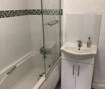 2 bedroom property to rent - Photo 2