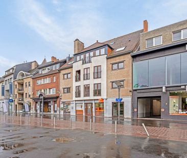 Zeer ruim appartement met 3 slaapkamer en zicht op markt - Photo 5