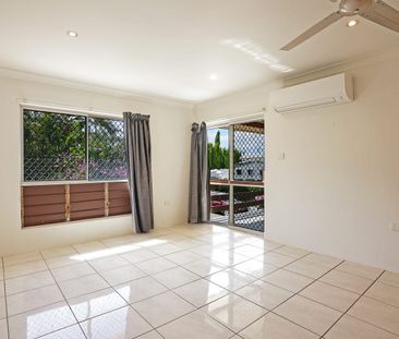 Low-maintenance living in central Hyde Park - Photo 1