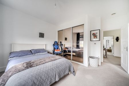 5 bedroom detached house to rent - Photo 4