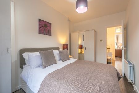 1 Bed Flat, Maule Drive, G11 - Photo 2