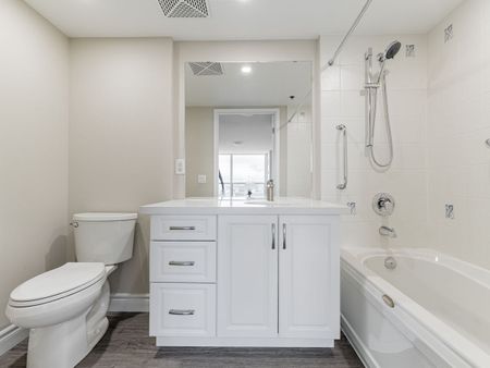 For Lease - 2 Neptune Drive Unit# 904, Toronto, Ontario - Photo 4