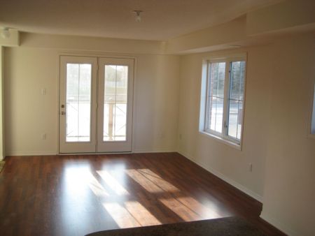 For Lease - 2557 Sixth Line Unit# 1, Oakville, Ontario - Photo 2