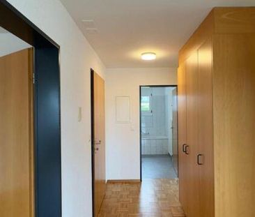 Sunny 3.5-room apartment with modern furnishings and balcony - Foto 5