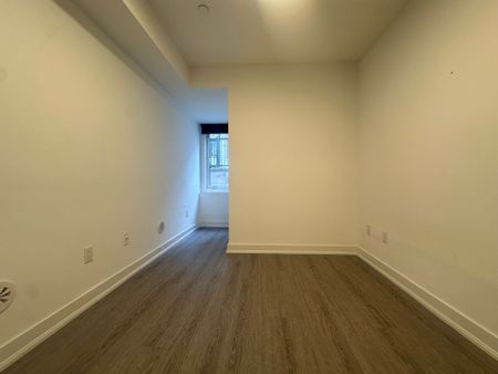 For Lease - 8 Drummond Street Unit# 418, Toronto, Ontario - Photo 2