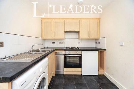 Studio to rent - Photo 5