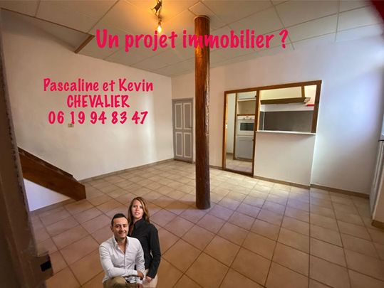 Location Appartement 3 pièces 76m² CADENET 84160 - Photo 1