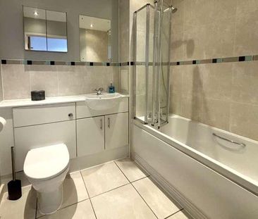 Woking, Surrey, GU22 - Photo 5