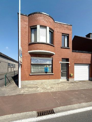 Half-open woning met 2 slaapkamers, garage en tuin - Photo 5