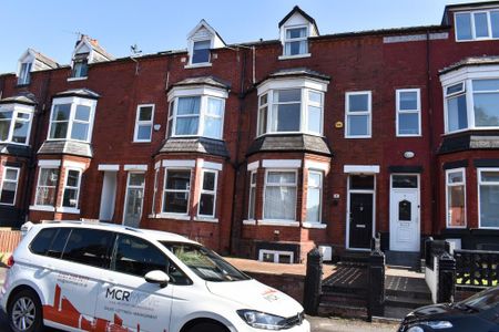 9 bedroom terraced house to rent - Photo 3