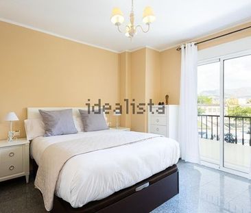 Alquiler de piso en Calle Luque - Photo 1