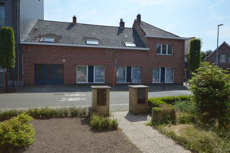 Budgetvriendelijke studentenkamer op toplocatie te hartje Geel. - Photo 2