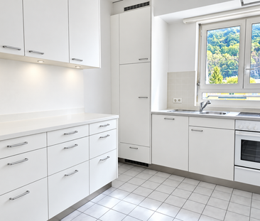 Confortevole 3.5 in posizione tranquilla e soleggiata - 1 mese gratis - Photo 2