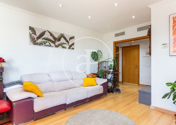 Penthouse for rent with Terrace in Paterna