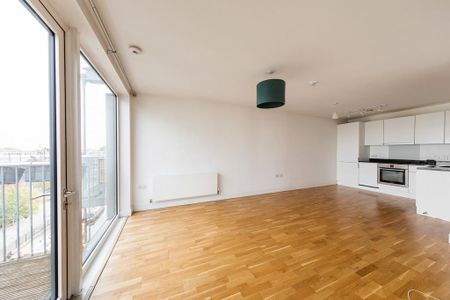 1 bedroom flat to rent - Photo 2