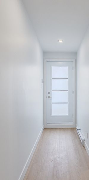 Grande 5 1/2 à Louer - Photo 1
