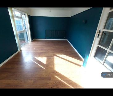 2 bedroom terraced house to rent - Photo 2