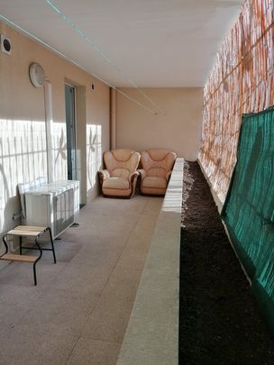 T2 - Photo 1