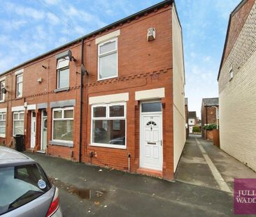 2 bedroom end of terrace house to rent - Photo 5