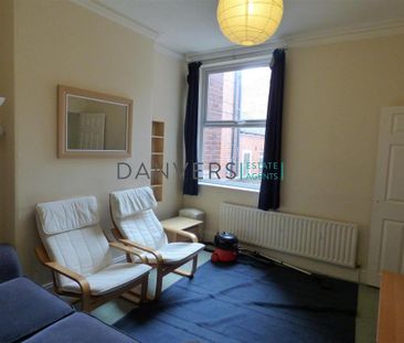 4 bedroom detached house to rent - Photo 1