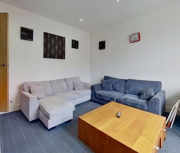 4 bedroom house to rent - Photo 3