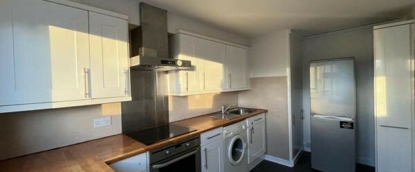 Barntongate Avenue - Photo 1