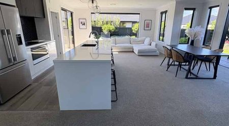 Beautiful in Mosgiel - Photo 5