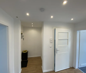 Helle, sanierte, voll möblierte Wohnung in guter Lage - Nähe VEST C... - Photo 1