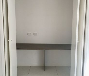 SPACIOUS DUPLEX IN PRIME LOCATION - Photo 1