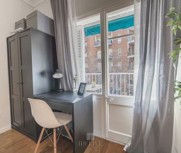 Carrer de Calàbria, Barcelona, Catalonia 08029 - Photo 2