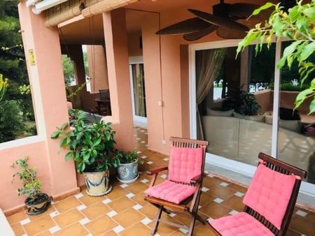 3 room luxury Apartment for rent in Estepona, Spain - Photo 2