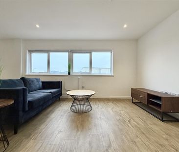 Lincoln House, Bolton - Photo 1