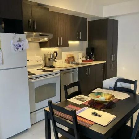 3 1/2 Vieux terrebonne appartement - Photo 4