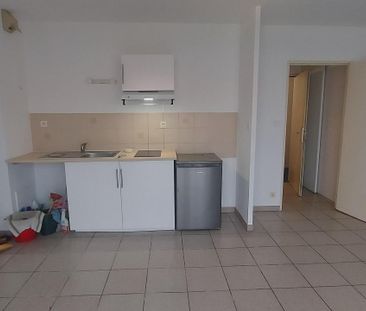 Location Appartement 1 pièce 32m² TOULOUSE 31500 - Photo 2