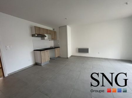 T2 AVEC TERRASSE ET JARDIN + 2 PARKINGS - Photo 3