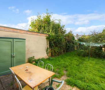 4 bedroom terraced house to rent - Photo 2