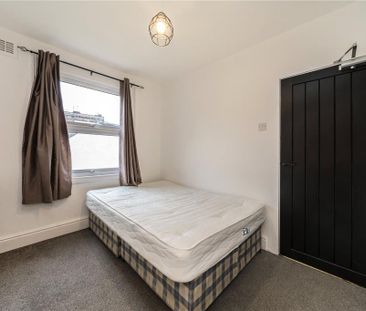 3 bedroom end of terrace house to rent - Photo 6
