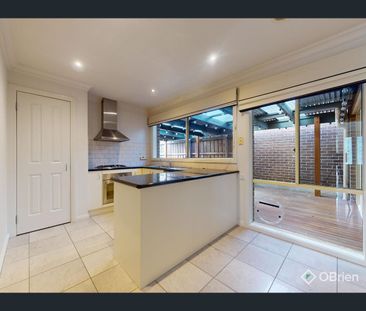 1/15 Evan Street, Berwick, Vic 3806 - Photo 6