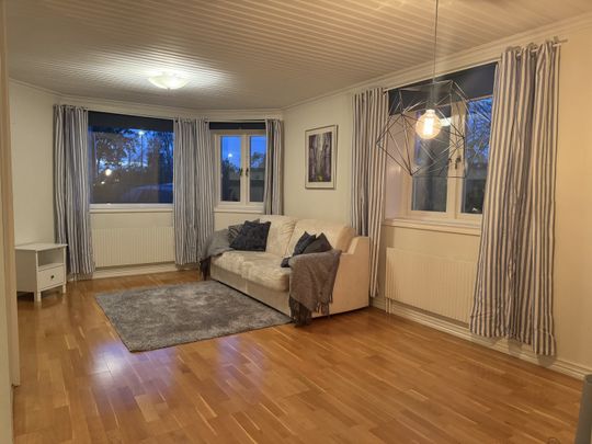 Ryttarvägen, Nacka - Foto 1