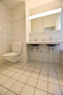 3.5 Zimmer, 81 m², 1. Stock - Photo 1